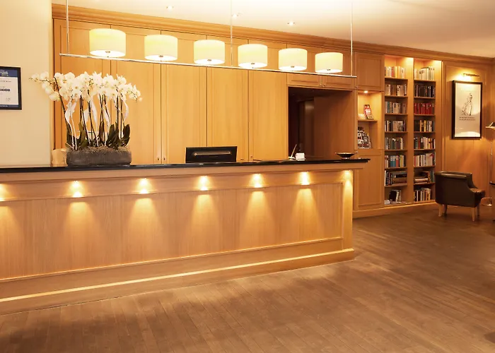 Townhouse Hotel 3*
