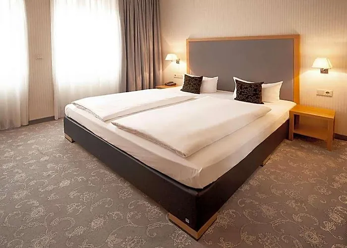 Townhouse Hotel
