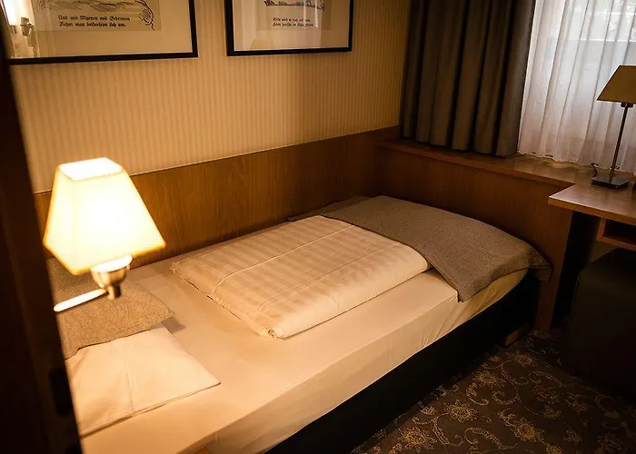 Hotel Townhouse 3*