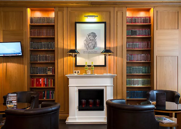 Townhouse Hotel 3*